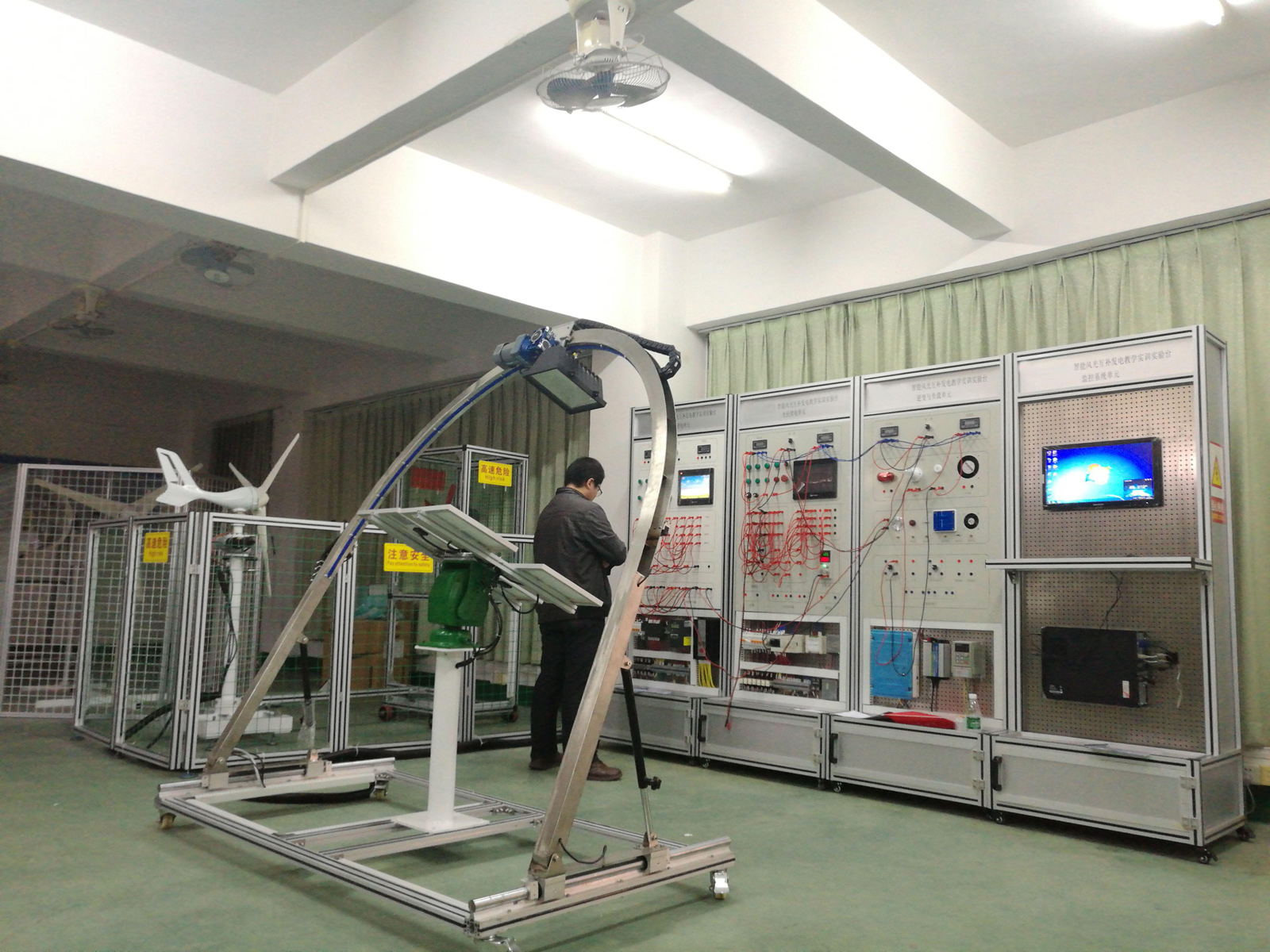 BWD-PV168-28TH智能型光伏发电系统实训实验台