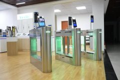 智慧门禁*人脸识别系统